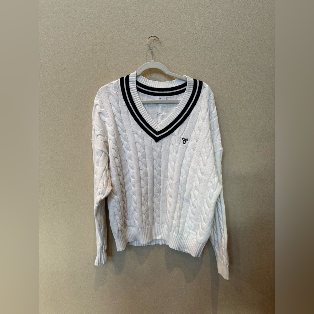 • TNA Aritzia Oversized Preppy Sweater •